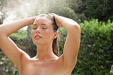 《最终幻想16》25分钟视频演示游戏多方细节